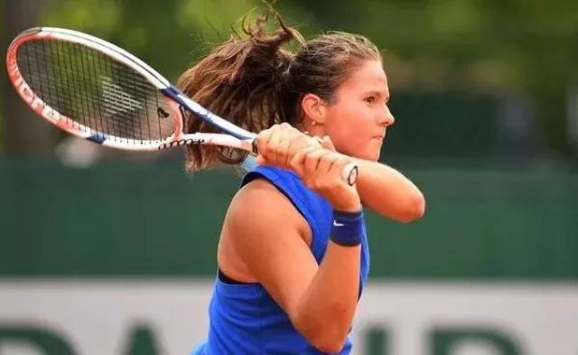 对球迷与行 对球迷与行